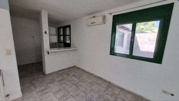 Venta. Casa de 2 plantas, en muy buen estado de conservación.- - Remedios de Escalada 780 - foto 3