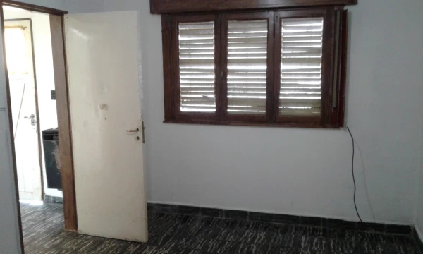 VENTA. 3 unidades funcionales (a reparar), con posibilidad de financiación hasta un 40% ! - Moreno 1480 - foto 4