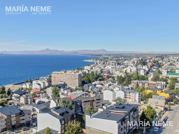Casa en Venta barrio Belgrano Bariloche - Vista al Lago - Belgrano  al 300 - foto 2