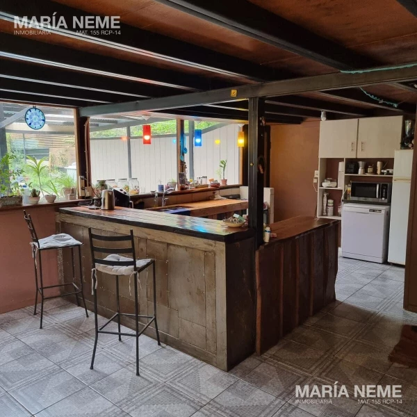 Casa con Pileta Climatizada sobre Avda Bustillo al 18200 - Avenida Exequiel Bustillo al 18200 - foto 3