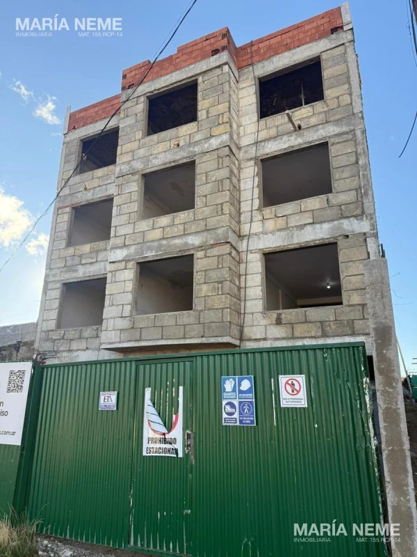Duplex de 85m2 con Terraza y Vista al Lago en Gallardo y 9 De Julio - Gallardo y 9 De Julio - foto 3
