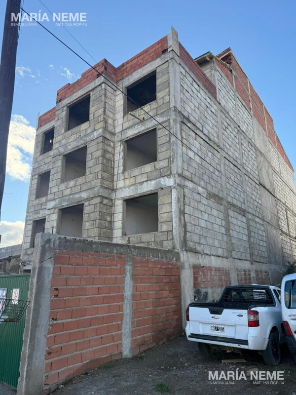 Duplex de 85m2 con Terraza y Vista al Lago en Gallardo y 9 De Julio - Gallardo y 9 De Julio - foto 4
