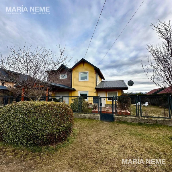 Casa en venta - 2 dormitorios - 140 m2 cuenta con una bodega/fabrica de vino equipada - Dina Huapi - Casa en venta - BANDURRIAS  al 500 - APTO CREDITO - foto 4