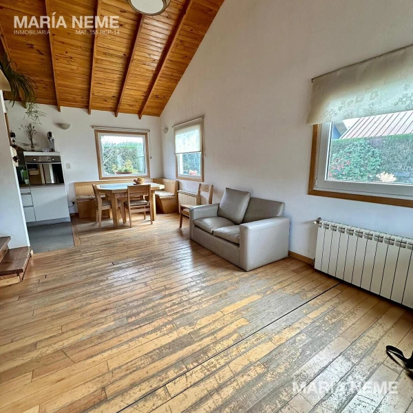 Casa en venta - 2 dormitorios - 140 m2 cuenta con una bodega/fabrica de vino equipada - Dina Huapi - Casa en venta - BANDURRIAS  al 500 - APTO CREDITO - foto 6