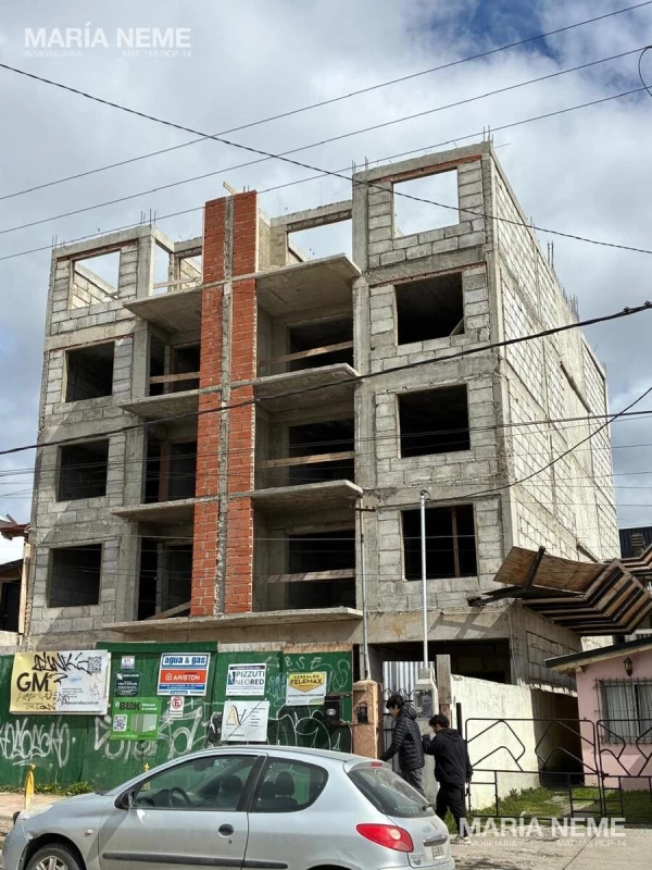 VENTA EN POZO- MONOAMBIENTE 28 m2 - CENTRICO- BARILOCHE - PALACIOS  al 600 - MONOAMBIENTE EN POZO - foto 2