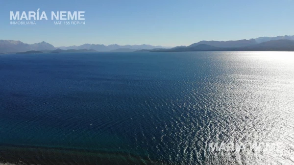 OPORTUNIDAD UNICA - REBAJADO Lotes con vista y costa de Lago zona Este Bariloche - PRIMERA LINEA AL LAGO EN JARDINES AL LAGO. BARRIO CERRADO - foto 2