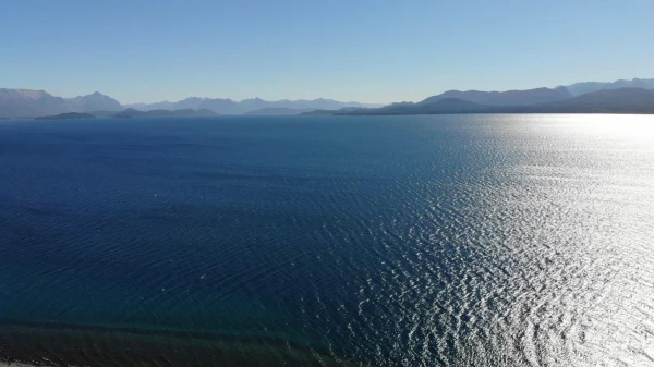 OPORTUNIDAD UNICA - REBAJADO Lotes con vista y costa de Lago zona Este Bariloche - Terreno Jardines al Lago PROMOCIÓN - foto 2