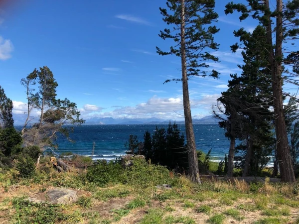 OPORTUNIDAD UNICA - REBAJADO Lotes con vista y costa de Lago zona Este Bariloche - Terreno Jardines al Lago PROMOCIÓN - foto 3