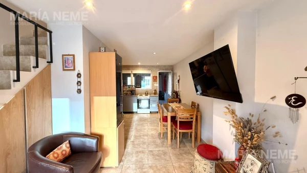Casa - Dúplex en Venta - Del Este 1 85 Entre Pinos