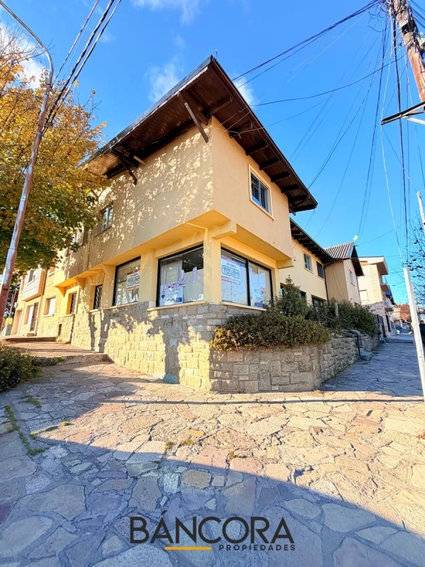 Casa tipo hostel en venta Bariloche centro - Ruiz Moreno al 300 - foto 2