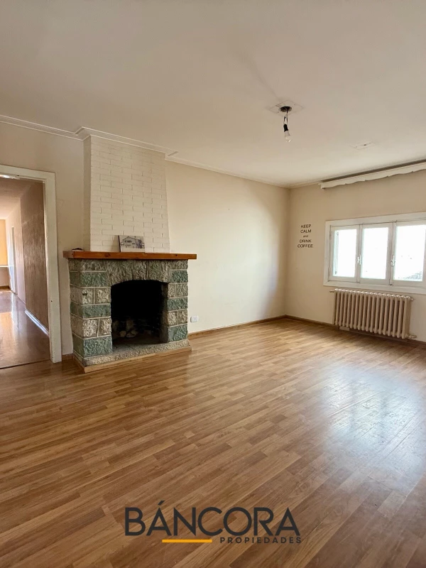 Casa en Centro - Av Gallardo al 300 - foto 4