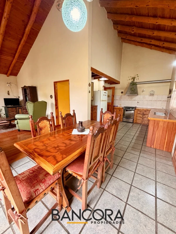 Casa en Dina Huapi - Los Robles  al 300 - foto 4