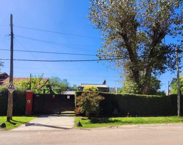 VENTA CASA 4 AMBIENTES MAS LOTE DE VICHENZO  PILAR - Rio Cuarto al 1700 - foto 3