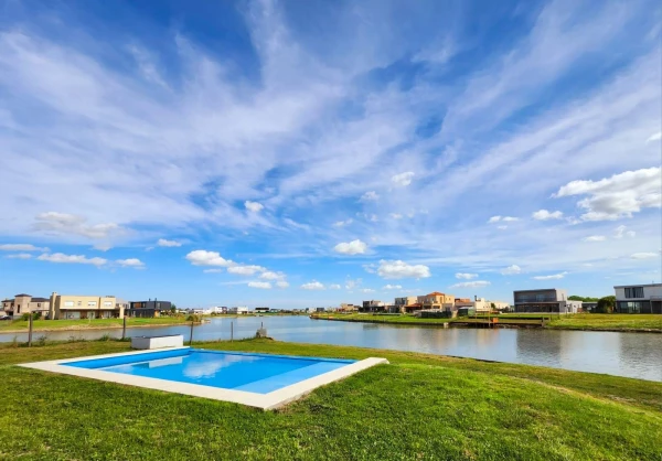 VENTA CASA A LAGUNA SAN SEBASTIAN OPORTUNIDAD!!! - Boote al 100 - foto 2