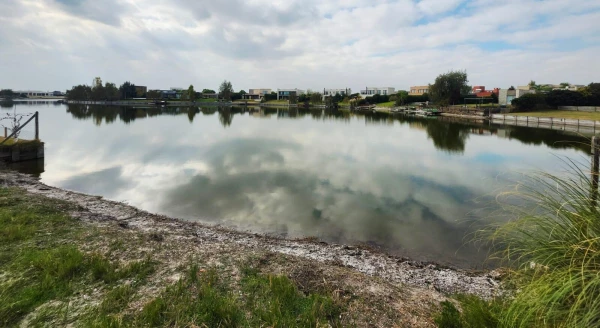 VENTA LOTE A LAGUNA SAN SEBASTIAN AREA 6 ESCRITURADO - Boote al 100 - foto 2