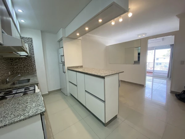 Venta de Departamento Monoambiente dividido con Cochera y Balcón - Villa Urquiza - Habana al 2200