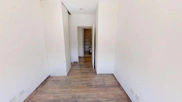 TORRE CARDON | Departamento de 3 ambientes con cochera cubierta - Montes de Oca  al 300 - foto 2
